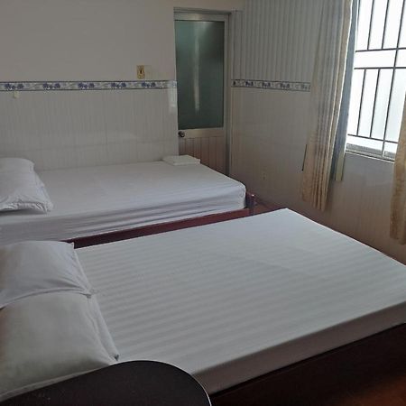 Khach San Phu Phuong Hotel Nha Trang Exterior photo