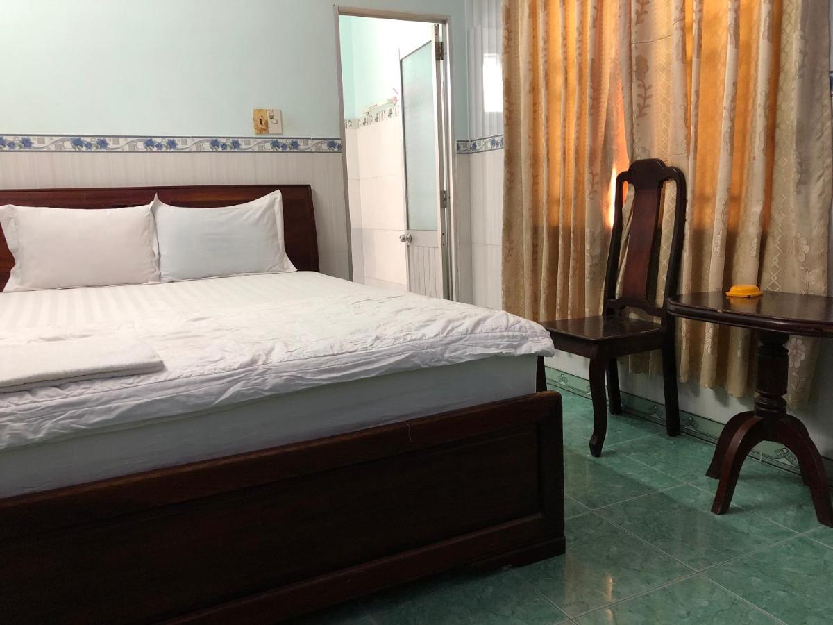 Khach San Phu Phuong Hotel Nha Trang Exterior photo