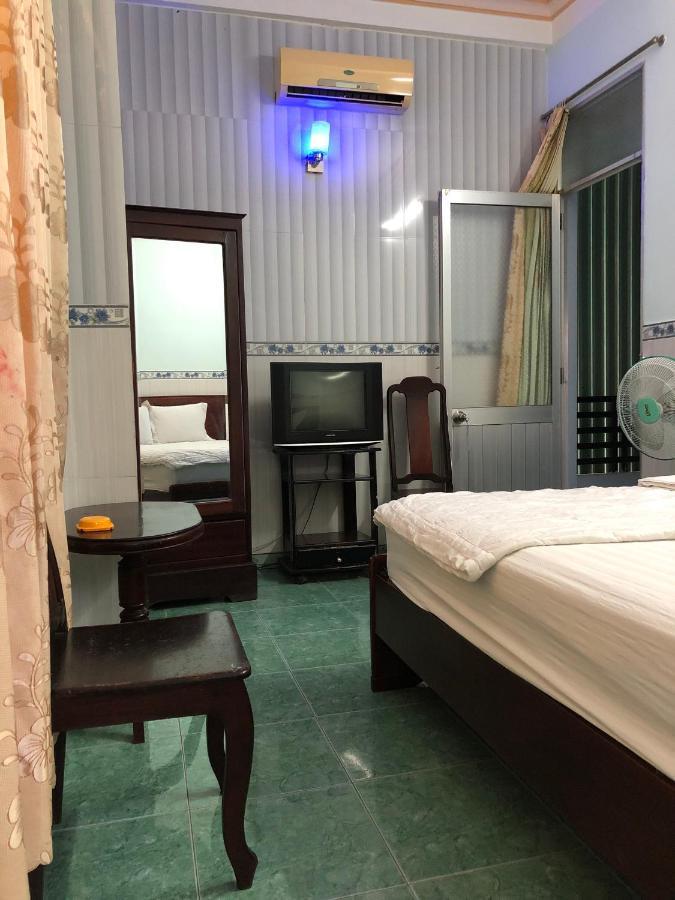 Khach San Phu Phuong Hotel Nha Trang Exterior photo