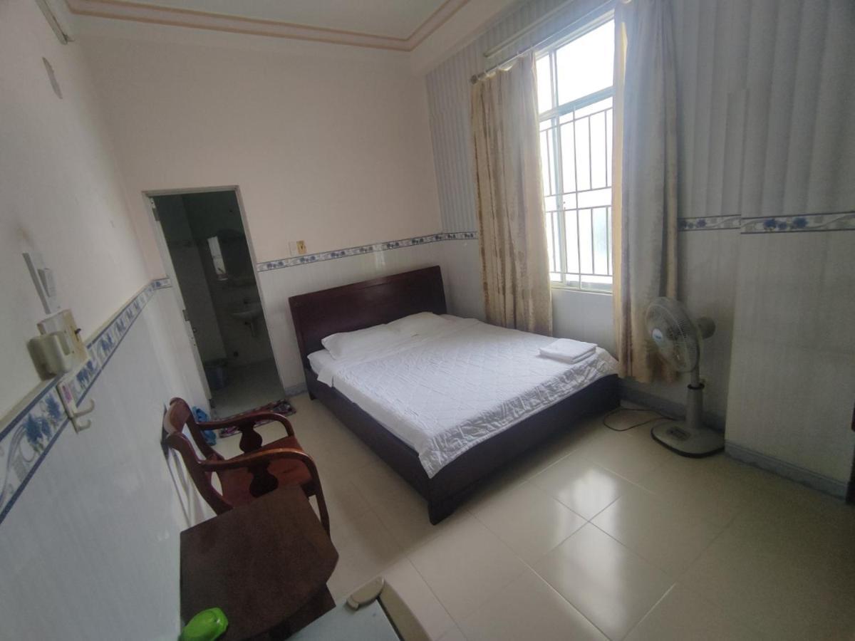 Khach San Phu Phuong Hotel Nha Trang Exterior photo