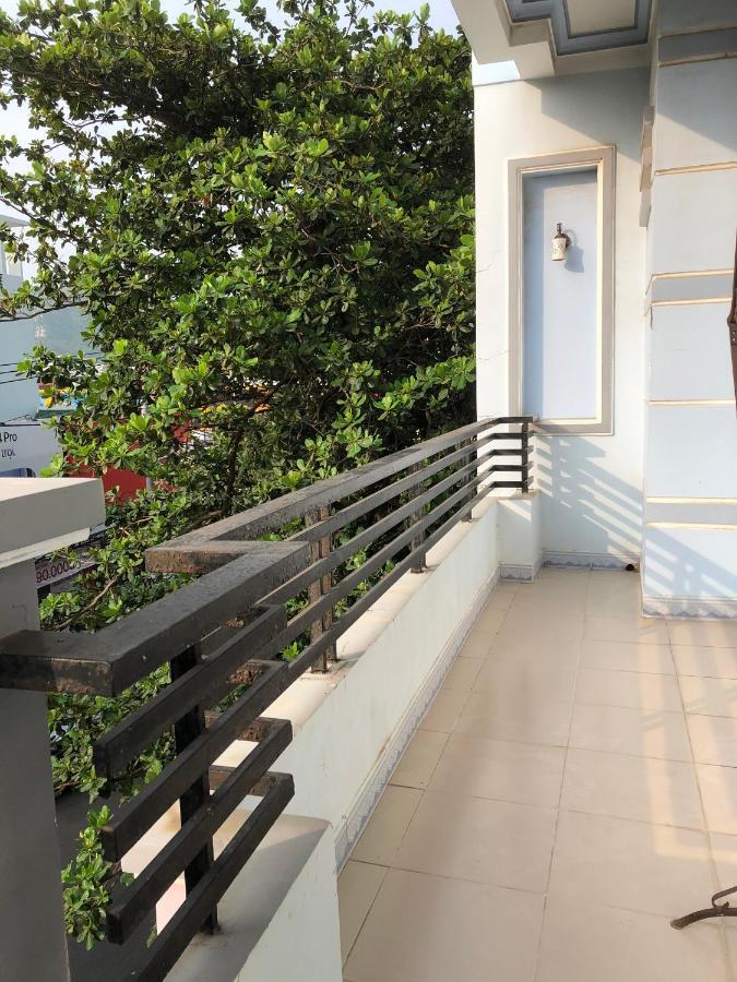 Khach San Phu Phuong Hotel Nha Trang Exterior photo